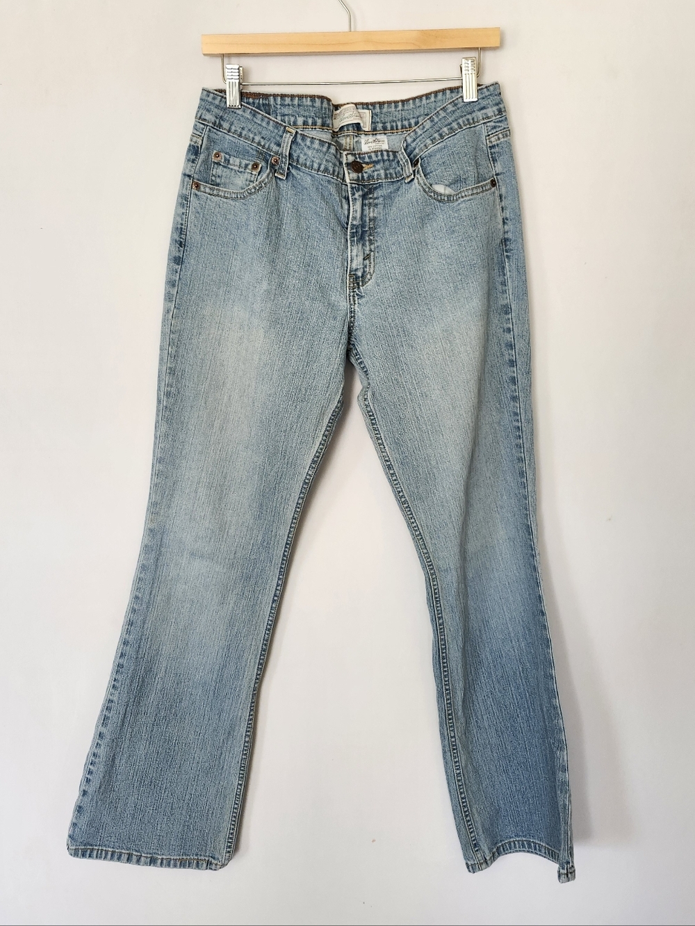 Signatire Levis Lowrise Bootcut Size 13